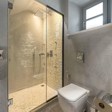 Shore Summer House With Jacuzzi And Sea View !!! *