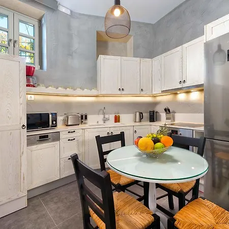 Villa Shore Summer House With Jacuzzi And Sea View !!!