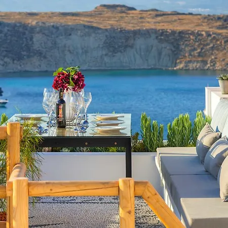 Villa Shore Summer House With Jacuzzi And Sea View !!!