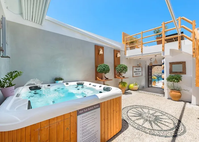 ヴィラ Shore Summer House With Jacuzzi And Sea View !!! リンドス