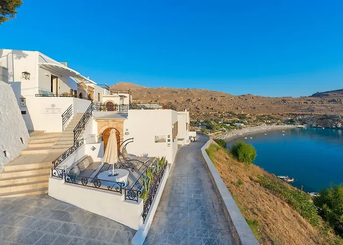 Shore Summer House With Jacuzzi And Sea View !!! ヴィラ