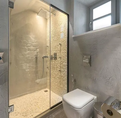 Shore Summer House With Jacuzzi And Sea View !!! *