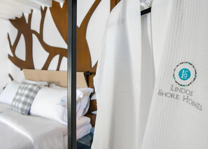 Shore Summer House With Jacuzzi And Sea View !!! ヴィラ リンドス