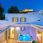 Shore Summer House With Jacuzzi And Sea View !!! *