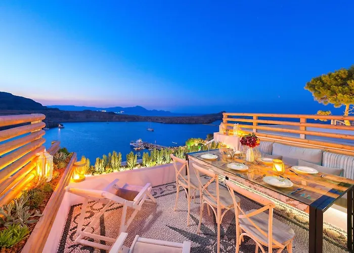 Shore Summer House With Jacuzzi And Sea View !!! * Líndos